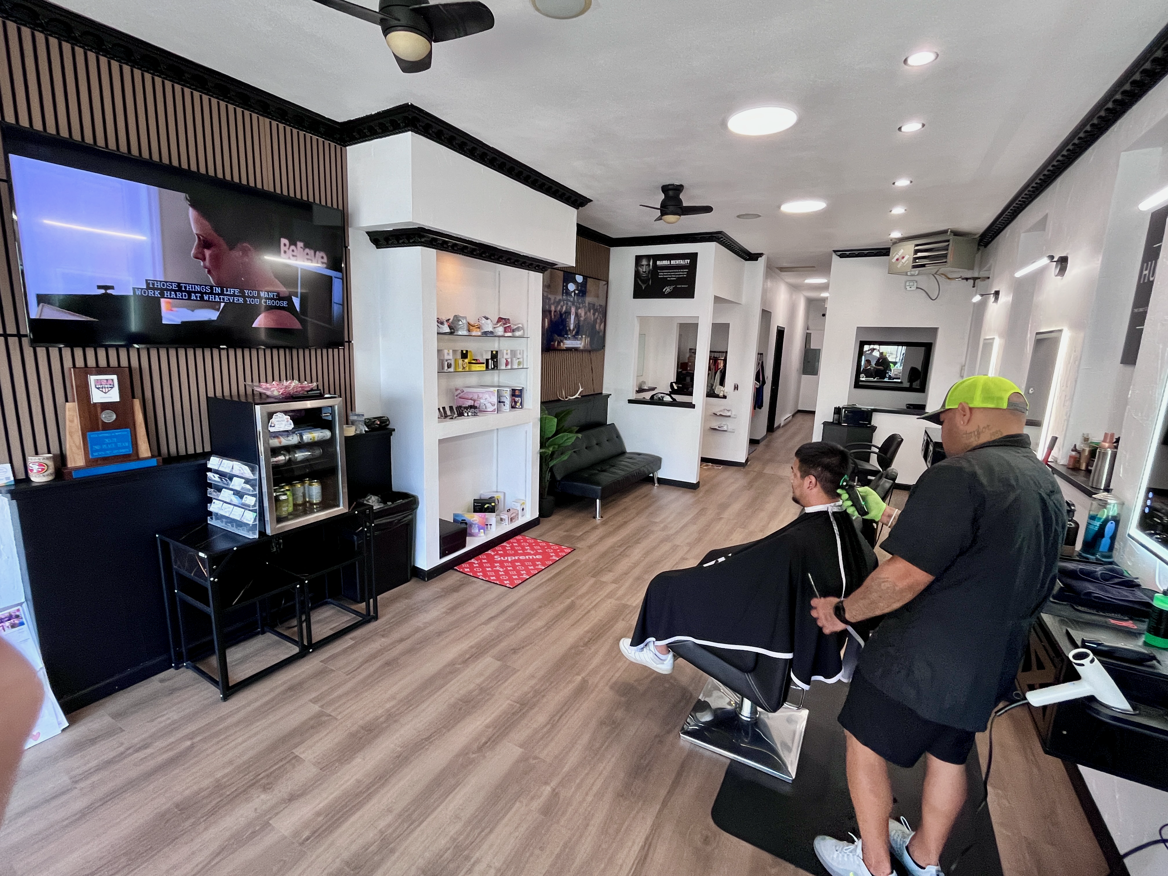 Creations Barbershop and Salon gallery photo 3